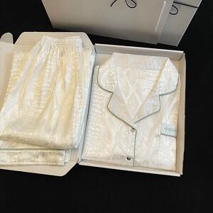 冰雪丝睡衣女款春秋季简约高级感长袖长裤套装秋冬天冰丝家居服夏