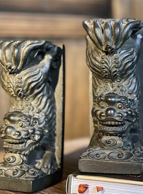 中式覆古桌面摆件创意倒立彷石狮子书房书立架镇纸搁笔架家居陈设
