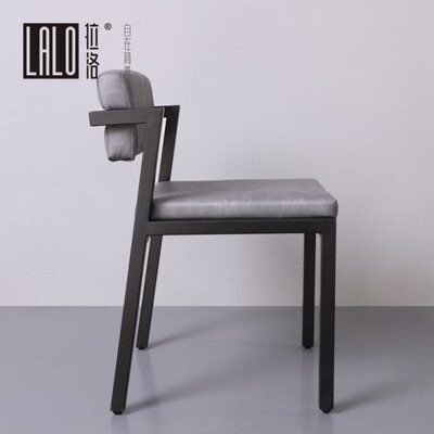 拉洛 极简线条7字椅 水泥灰皮革坐垫咖啡椅 公司会客柜台接待椅子