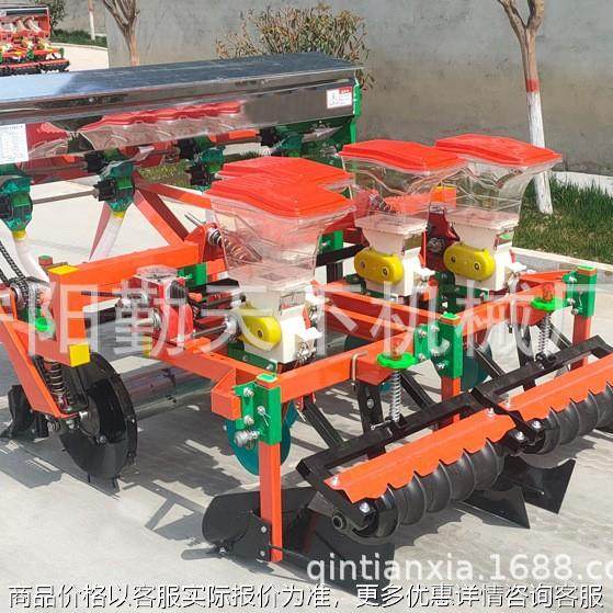 外贸花生专用 起垄覆膜施肥播种滴灌打药一体机 膜上打孔点播机