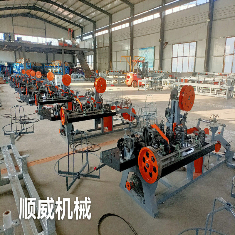 正反拧刺绳机机械军事防护网生产机器刀片护栏网电机变频