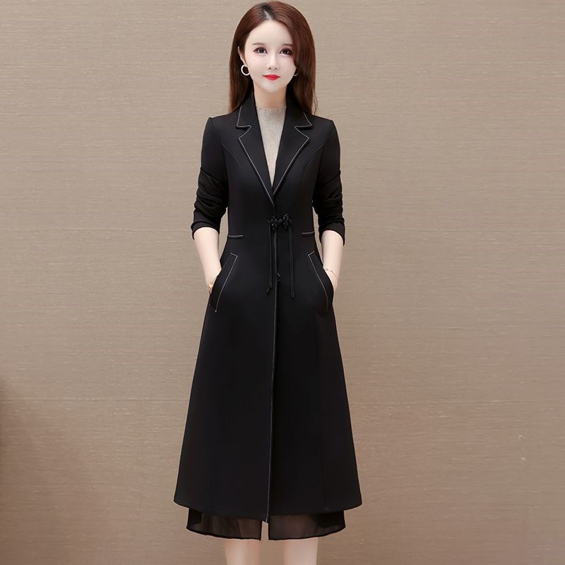 红色高级感爆款风衣外套女中长款2024春季新款妈妈小个.子气质大