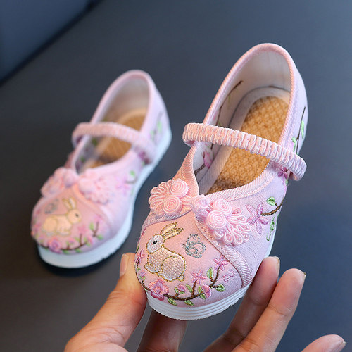 女童春季汉服鞋子儿童古风绣花鞋民族宝宝手工布鞋中小童古装鞋秋