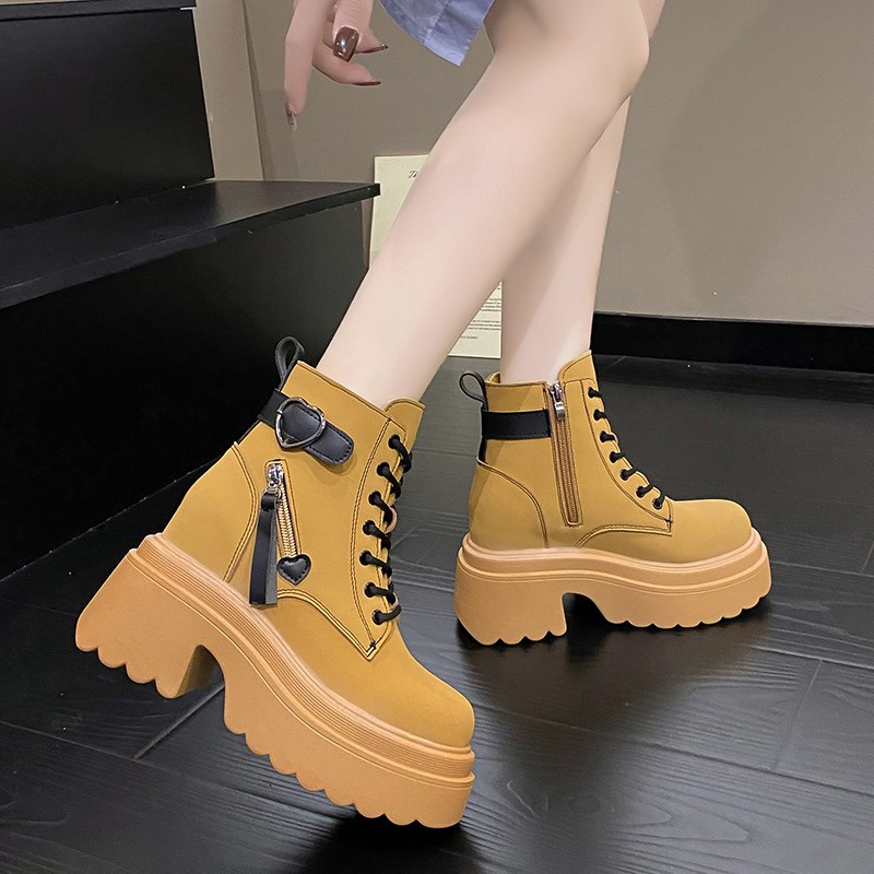 粗跟马丁靴女f加绒2024秋冬新款超火短靴小个子增高厚底英伦风靴