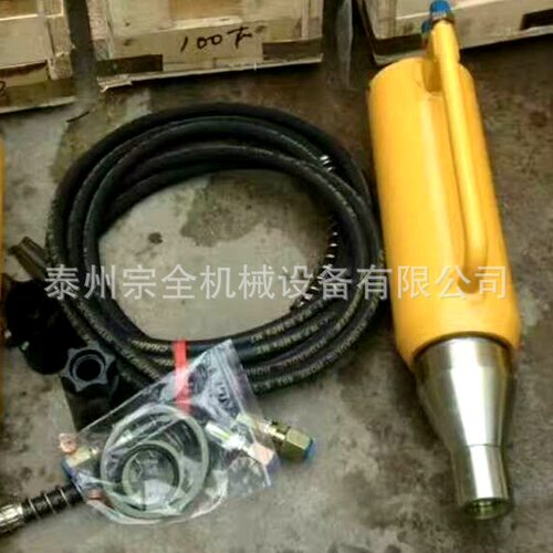 QYC2550吨前卡式液压千斤顶 单根张拉电动千斤顶