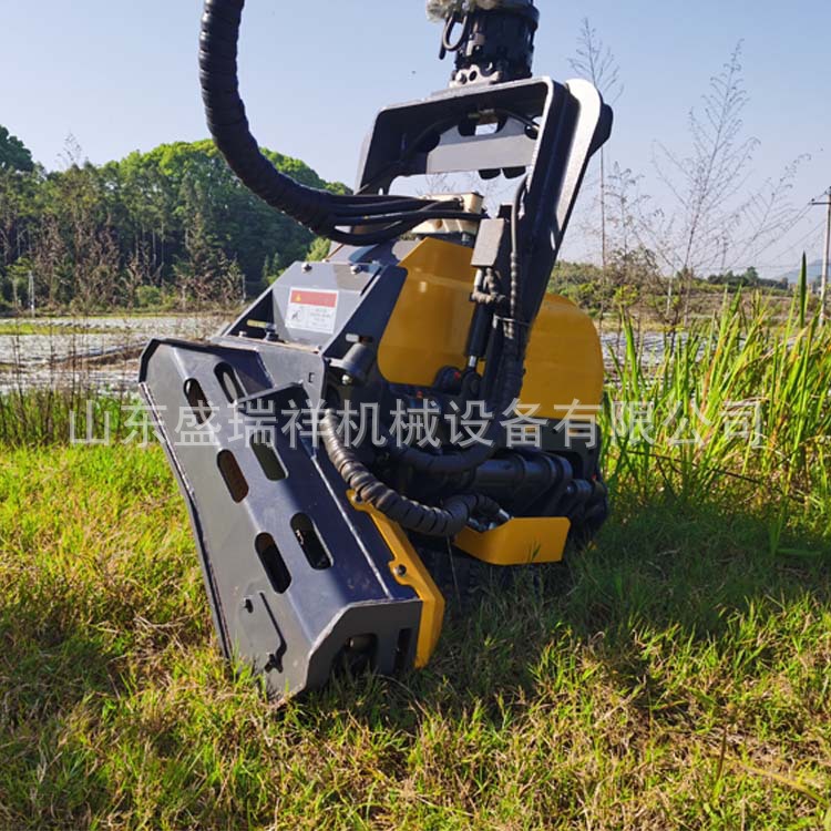 全自动液压伐木机去枝截断一体测量树林锯树挖机改装旋转伐树机