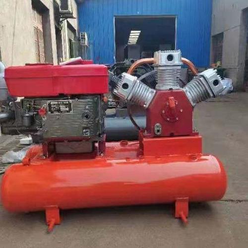 空压机W1.8/5 2.8/5 3.0/5 3.5/5 4/5活塞机11/15千瓦双罐压缩机