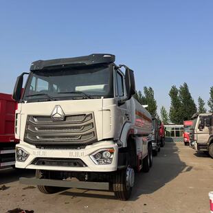 跨境销售非洲HOWO豪沃自卸轮10371/420翻斗车渣土工程车自卸车车