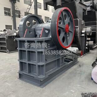 厂家供应大中小型颚式破碎机 移动碎石破碎机 细颚破 鄂式破碎机