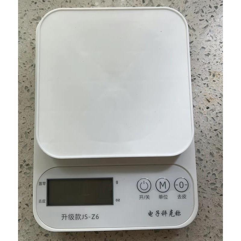 军胜辉益精准厨房电子秤家用烘焙克数秤称克的小型克秤称重食物图片
