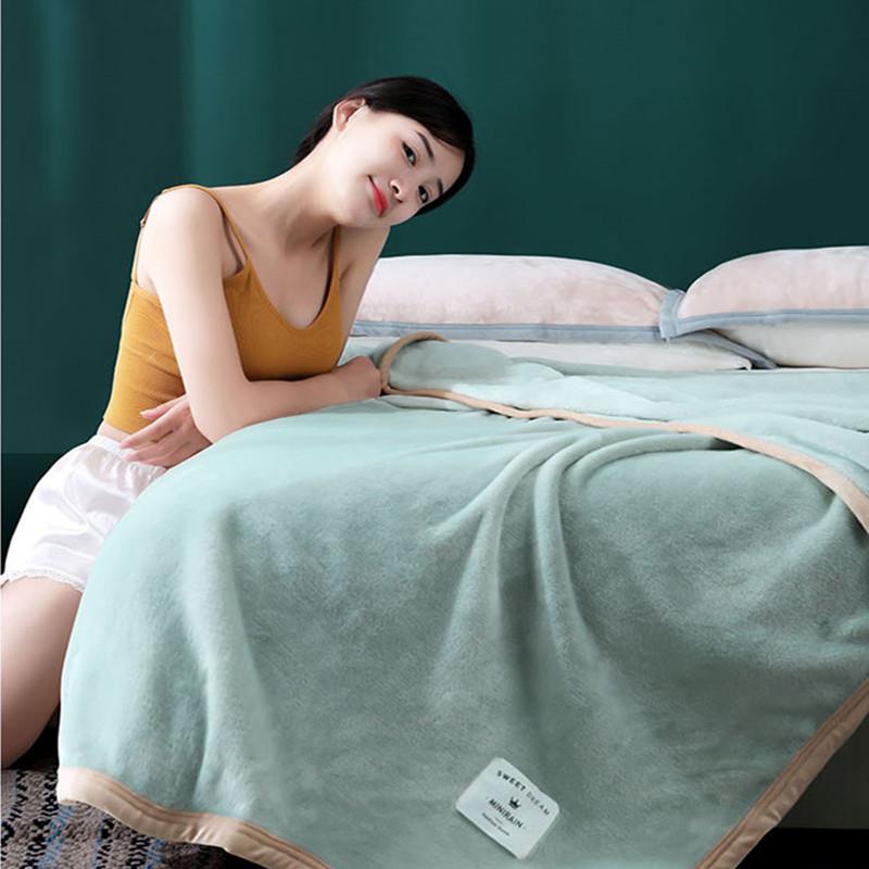 A类防静电珊瑚绒薄款毛毯空调保暖午睡盖毯学生单双人法兰绒床单