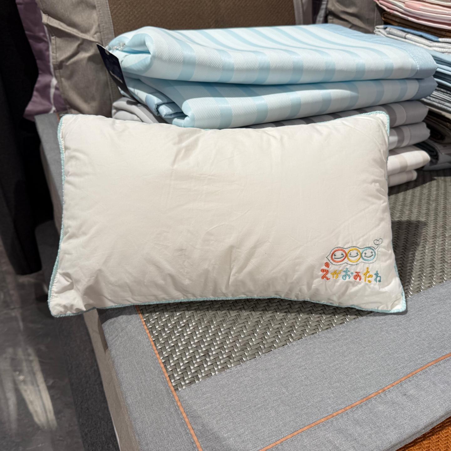 多喜爱美眠康儿童枕芯50*30cm全棉面料幼儿园大豆枕头3岁4岁5岁
