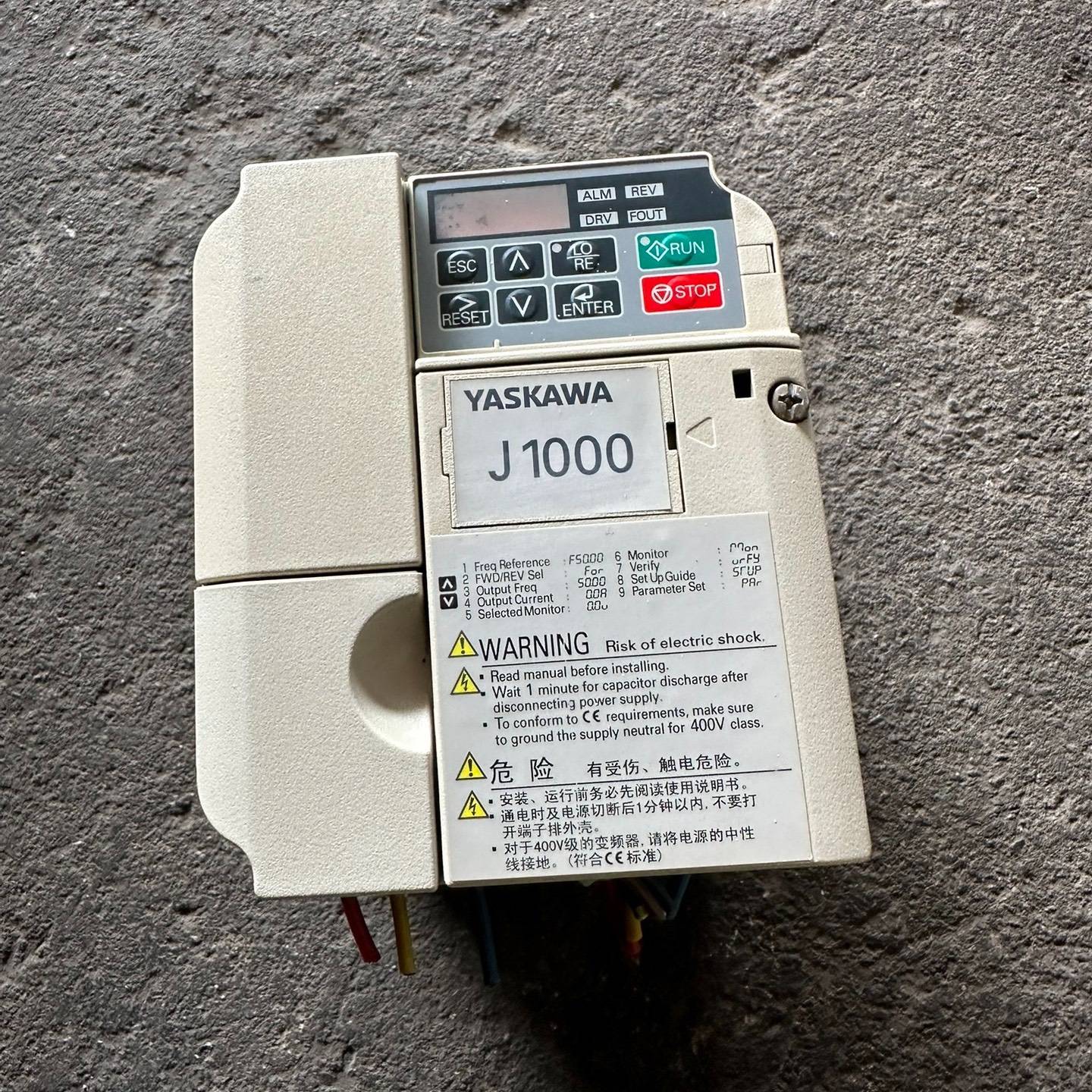 议价J1000，型号:CIMR-JB4C0004BBA