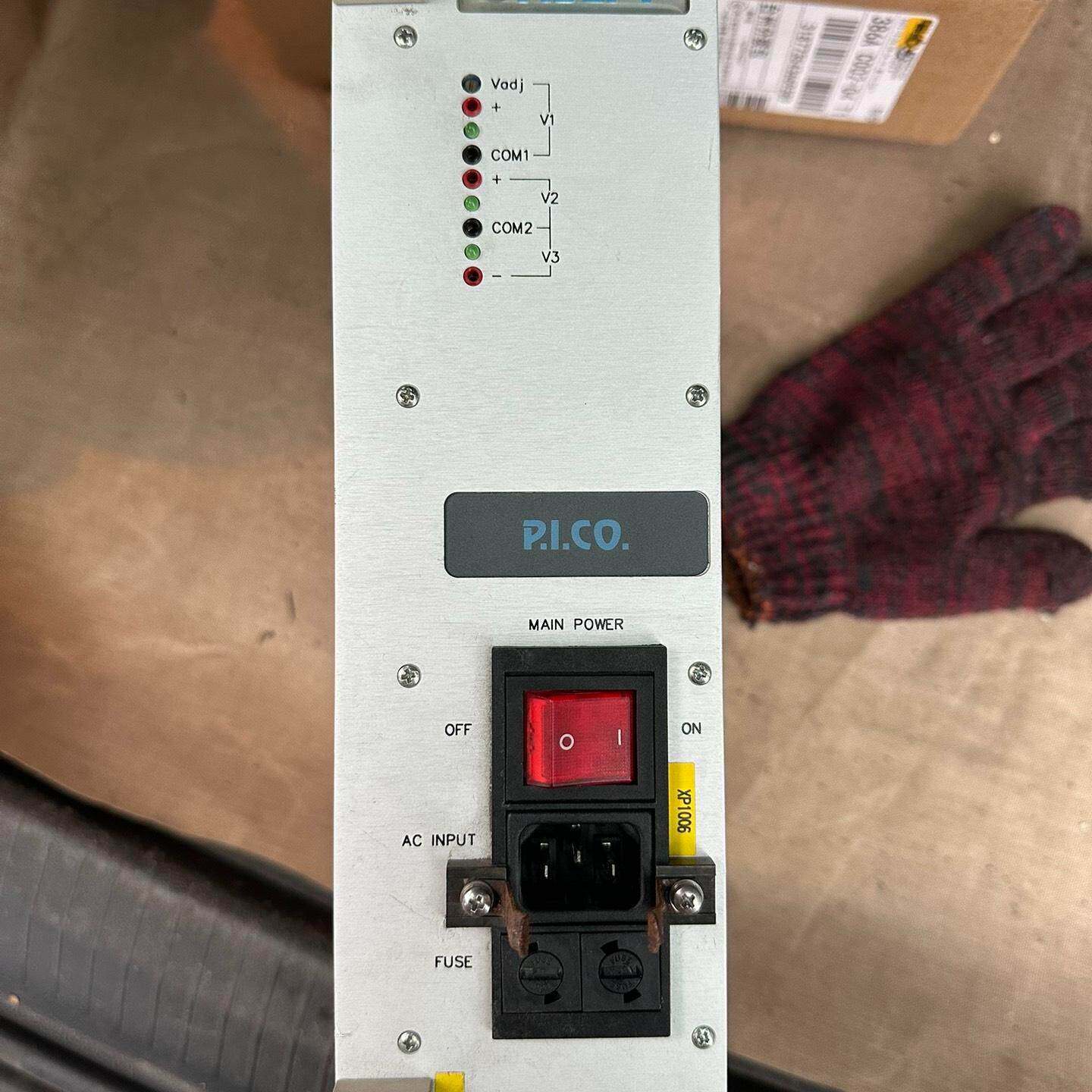 议价PICO电源 M262-R-3XB如图