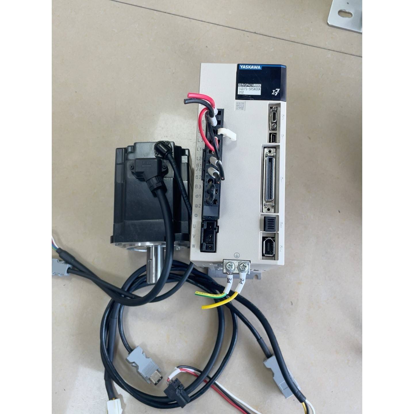 议价伺服驱动器SGD7S-5R5A00A202?伺服马达SG