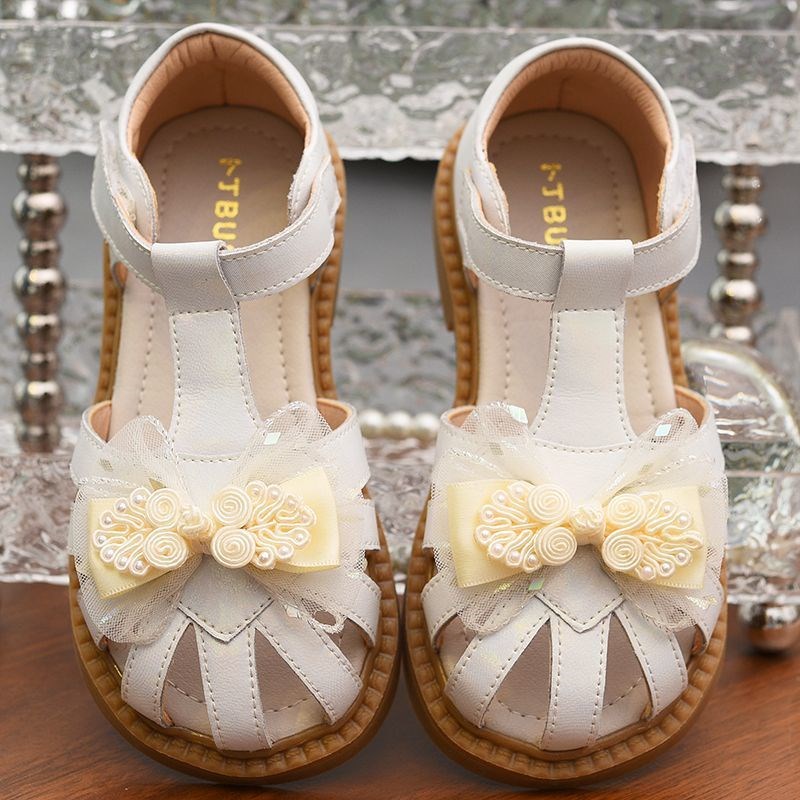 女童汉服鞋儿童凉鞋2025新款夏季中式真皮包头公主鞋软底国风童鞋