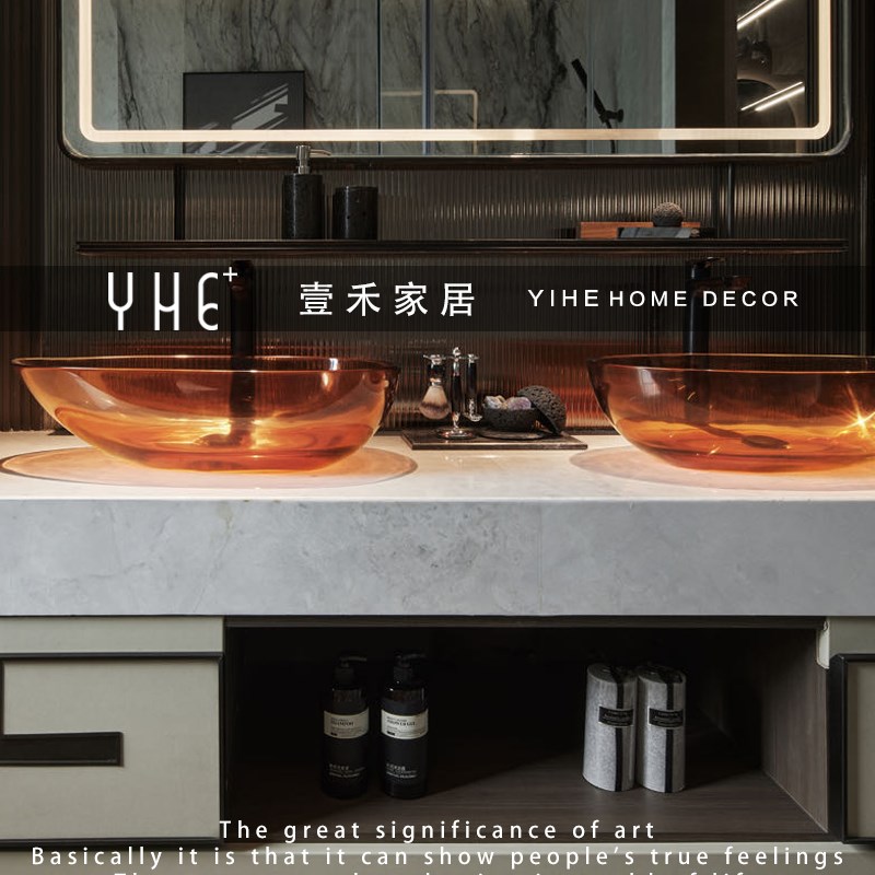 别墅洋房样板房公寓洗手间台面镜柜层架香薰洗发水剃须刀饰品摆件