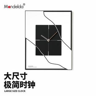 创意时钟挂墙极简艺术家用 Mandelda轻奢风挂钟客厅北欧钟表个性