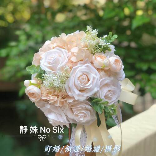 新娘手捧花香槟色简约彷真玫瑰花束订婚领证婚礼原创设计花球装饰