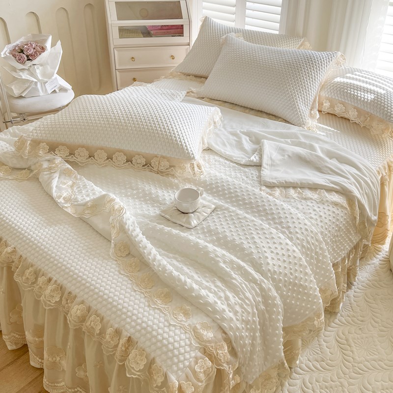 夏季冰丝凉豆豆凉席子空调夏凉被四件套蕾丝花边薄被子裸睡可机洗