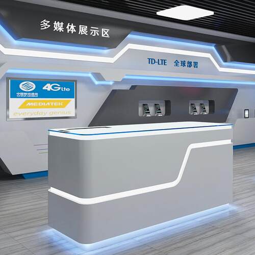 公司展厅展柜荣誉墙科技感弧形异形机器人ai白色烤漆产品展示柜灯
