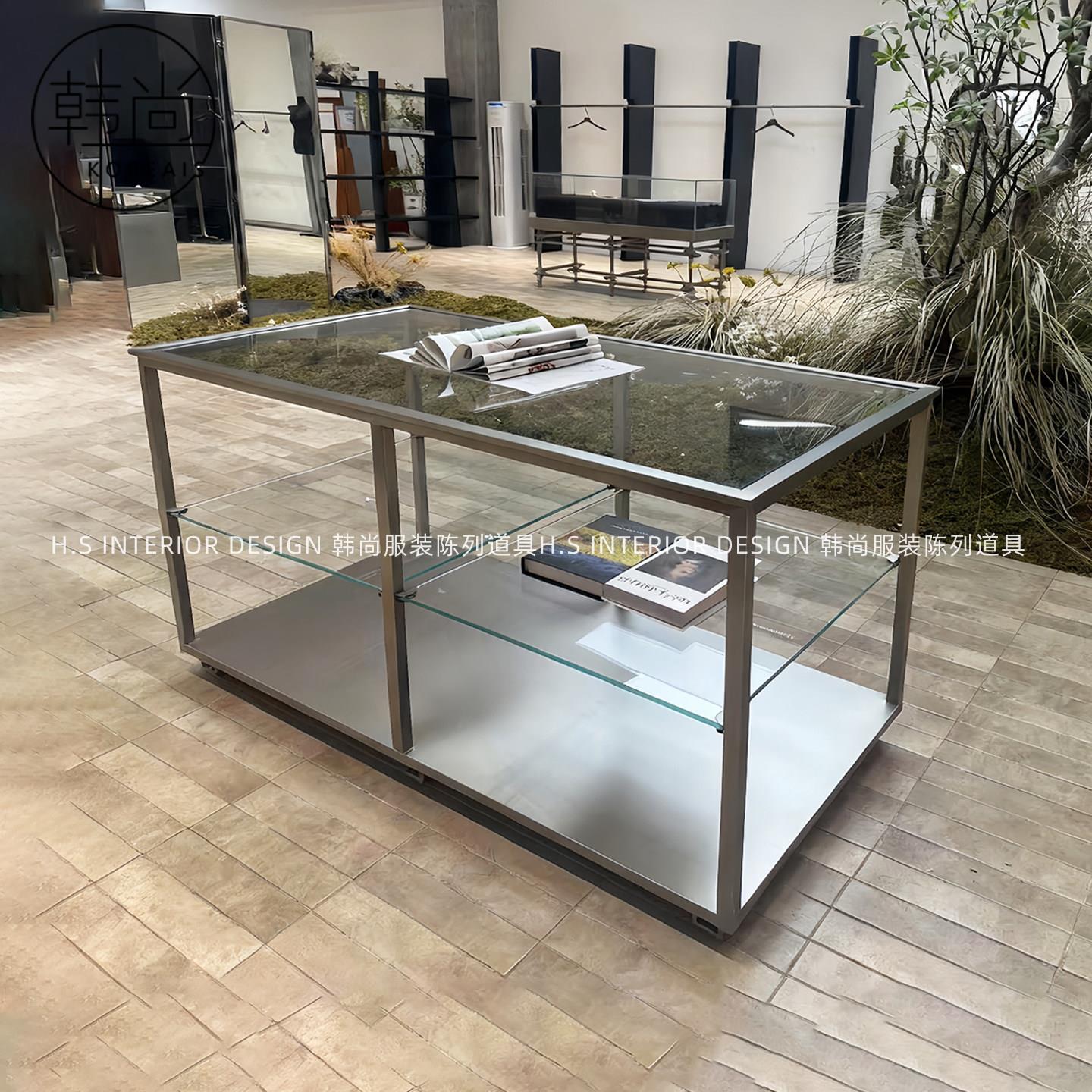 服装店不锈钢中岛台女装店流水台玻璃展示架工业风中岛陈列置物台