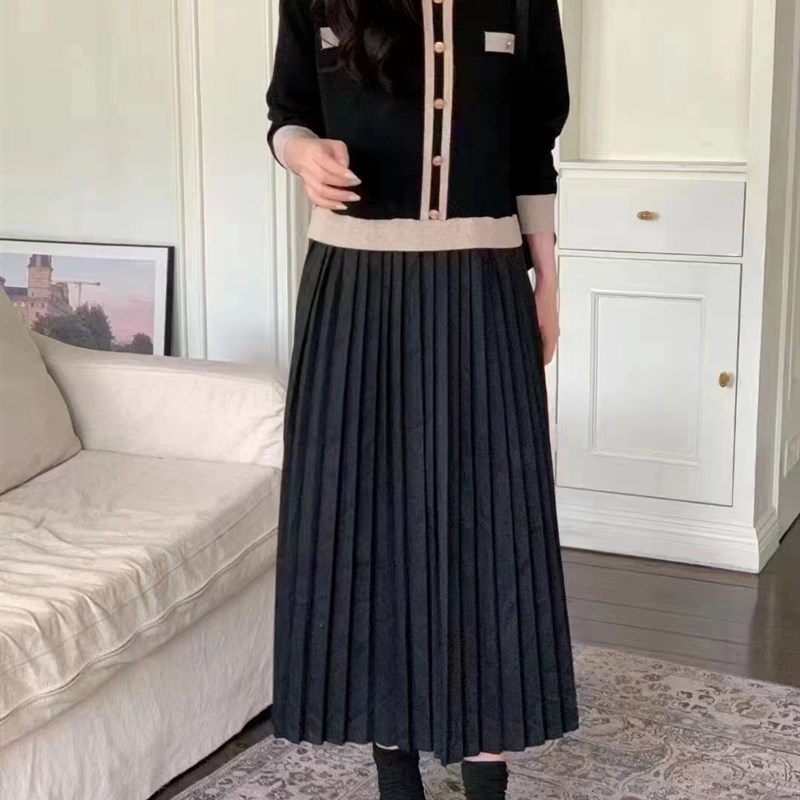 秋冬针织长款连衣裙港风复古百褶时尚裙子假两件套装长袖连身裙女