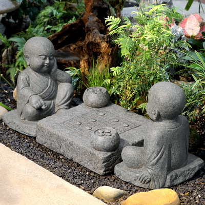 中式禅意空间下棋对弈沙弥装饰户外园林景观布置寺庙花园造景摆件