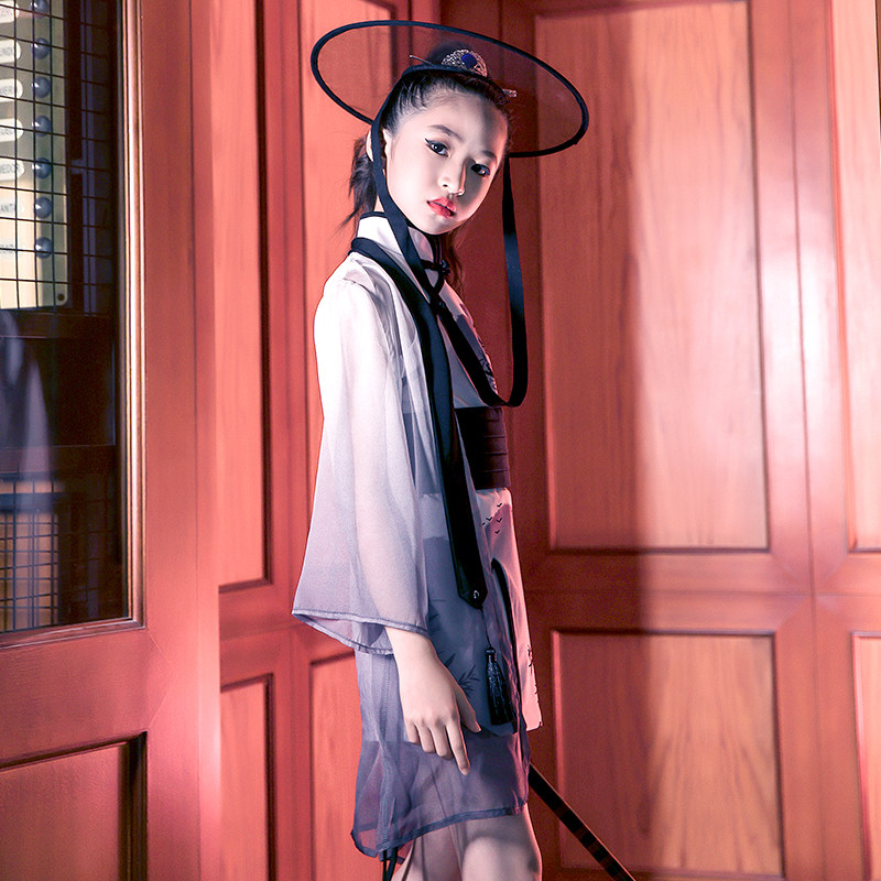 六一儿童a国潮演出服男女童模特水墨中国H风t台走秀套装旗袍表演