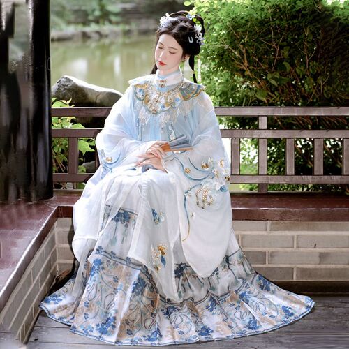 女明制【知许】立领长衫刺绣云肩马面裙中国风古装秋冬簪花汉服