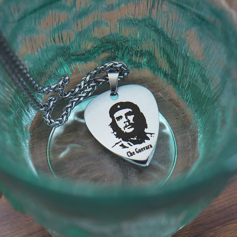 切格瓦拉头像拨片项链可弹奏吊坠男生女士电吉他摇V滚首饰挂坠用