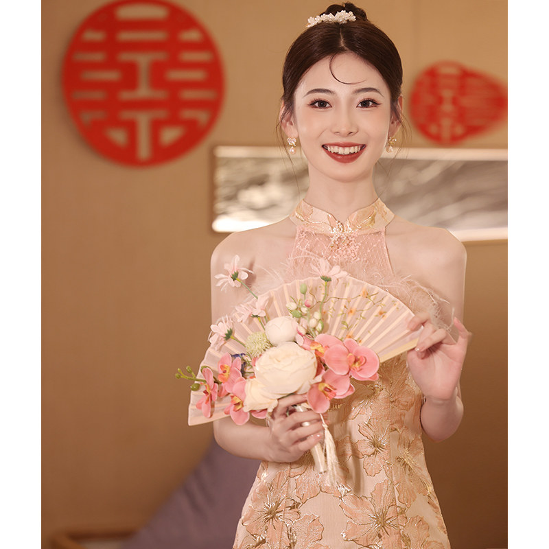 新中式敬酒服新娘高级感旗袍订婚礼服连衣裙粉色晨袍2025新款轻奢