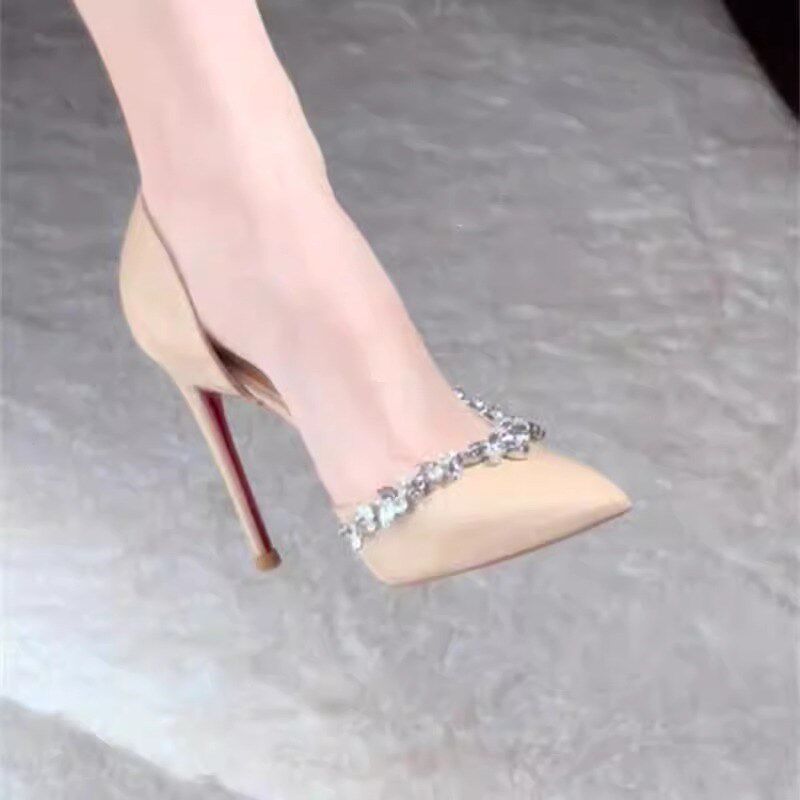 2025年新款尖头侧空水钻红底高跟鞋女夏绝美细跟气质浅口裸色单鞋