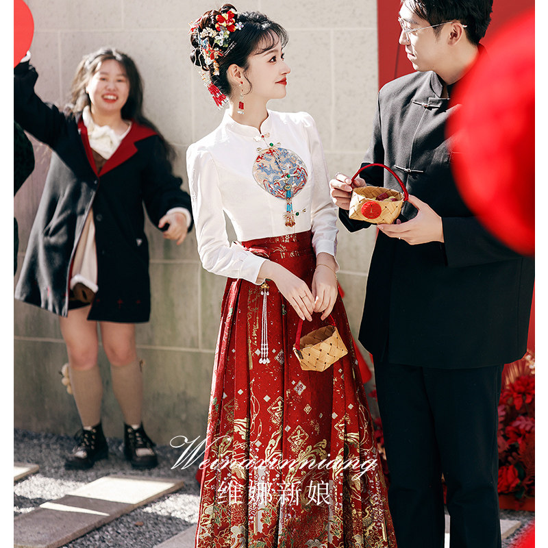 古装敬酒服新娘2025新款高级感红色马面裙婚服新中式订婚礼服套装