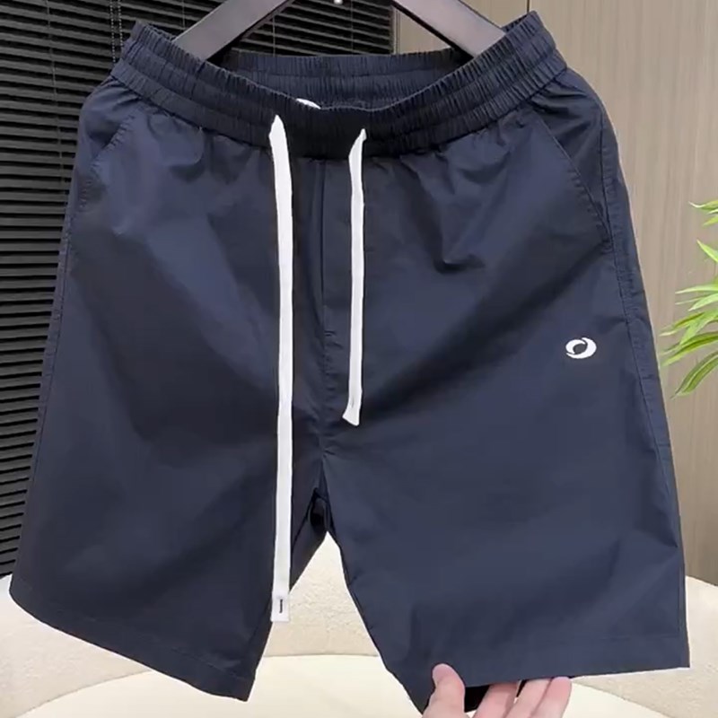 男生夏季休闲短裤韩版宽松百搭薄款沙滩五分裤男2025新款直筒裤子