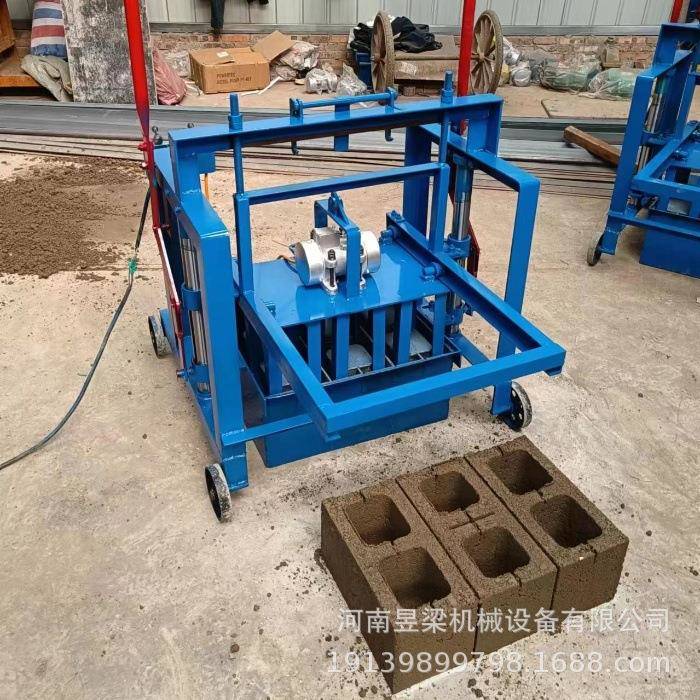 移动下蛋式空心砖机小型移动空心制砖机水泥免烧制砖机行走制砖机