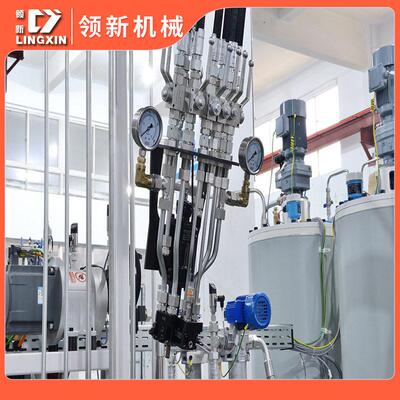 标准小发泡小流量压发发件泡机酯聚氨LXH2-L10泡机聚氨酯压发泡机