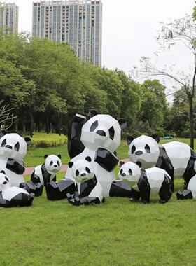 玻璃纤维彩绘熊猫雕塑户外社区售楼处几何动物素描草坪装饰摆件园