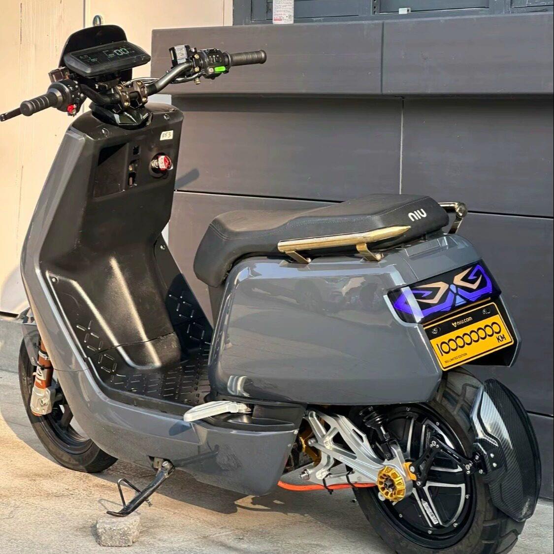 全新小牛电动车N1/N1S/NQI烤漆件配件改装全套外壳渐层拉花版车壳