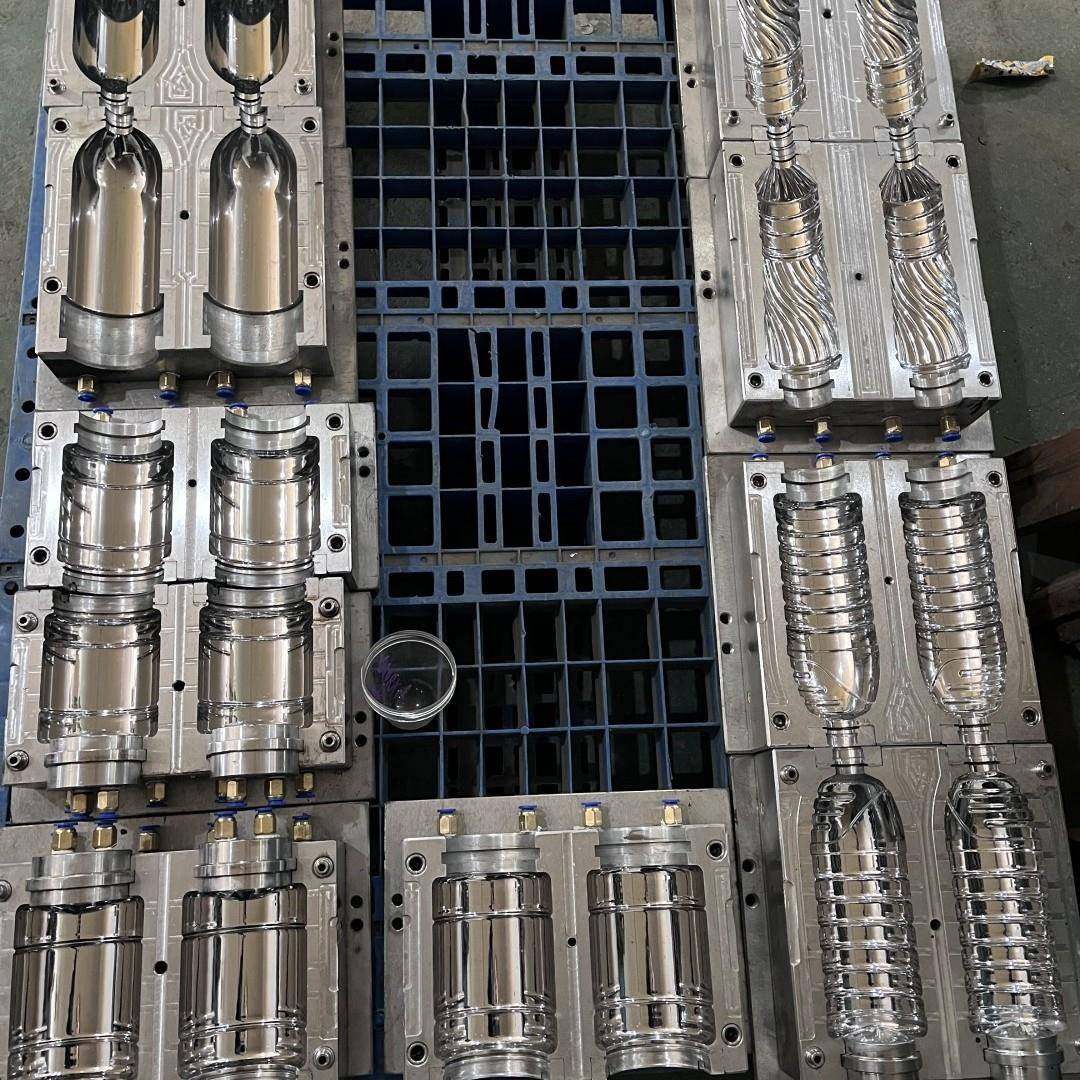 PET半自动吹瓶模沐浴乳瓶化妆瓶2腔4腔水瓶模具,橡塑材料及制品,泡沫塑料模型/模具,淘宝优惠券,粉丝福利购,淘宝优惠卷