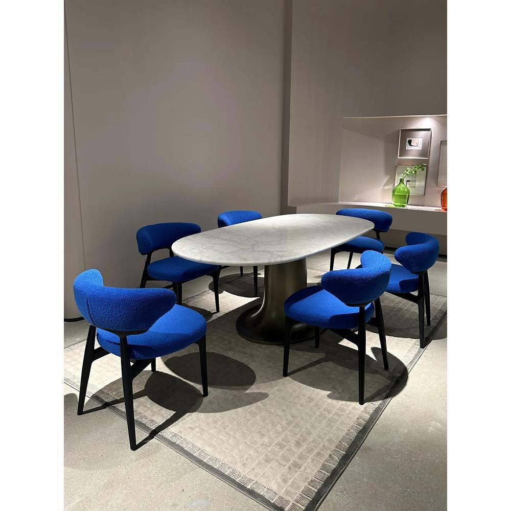 意式极简Clotilde餐椅客厅高级感别墅北欧现代布艺靠背实木单人椅