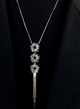 秋冬长款毛衣链女时尚设计感锆石花朵流苏项链外搭配饰2023新款潮