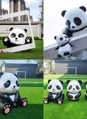 卡通熊猫雕塑定制网红爬墙商场门头店铺拍照打卡落地摆件户外装饰