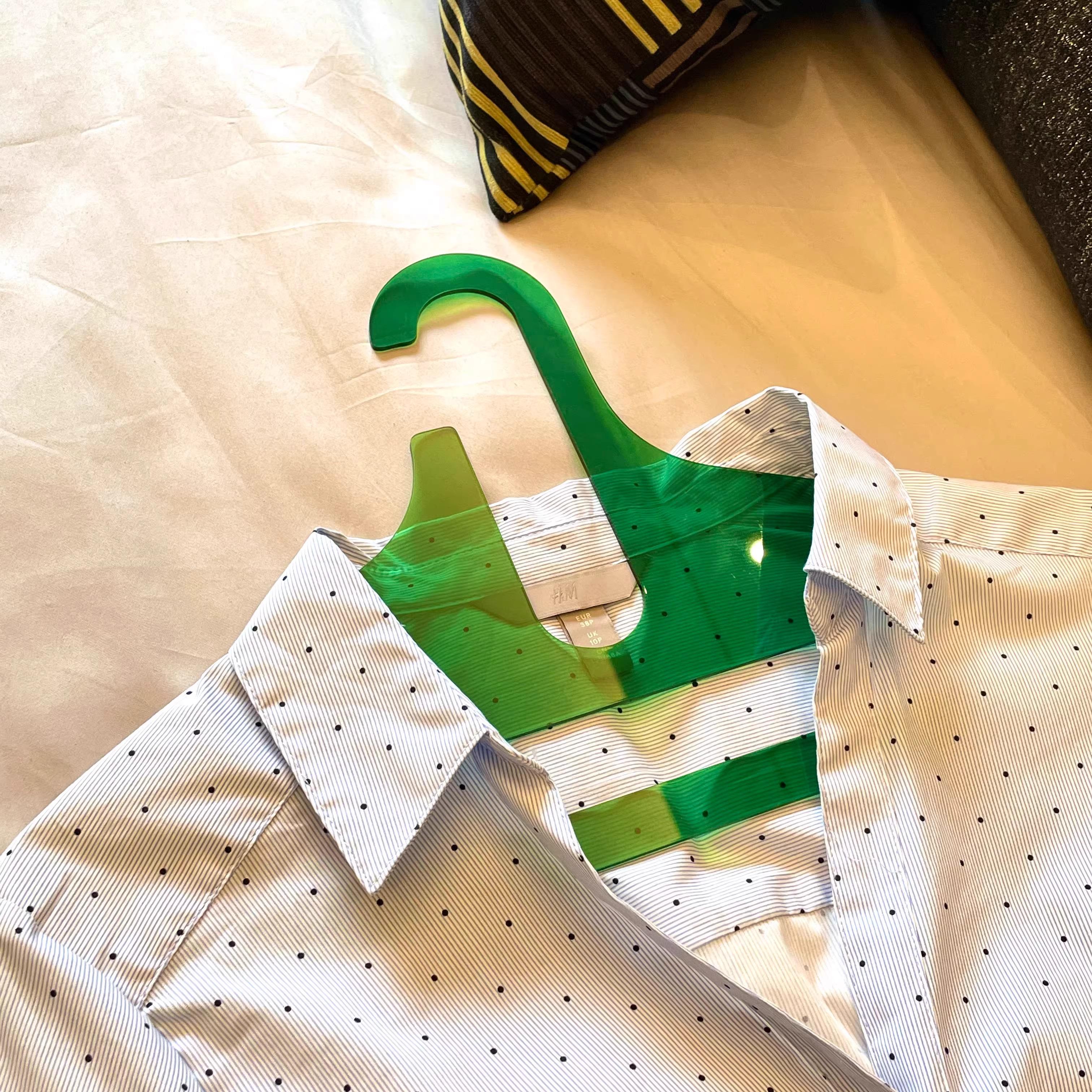 ins网红亚克力衣架门后挂钩衣架服装店收纳架卧室高颜值彩色架子