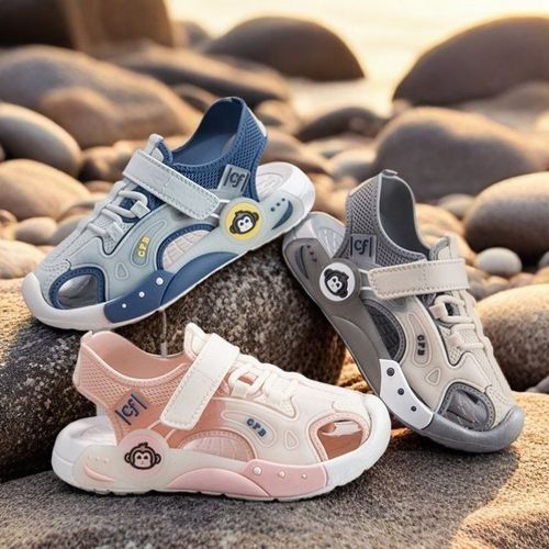 儿童凉鞋女款2025新款夏季女童软底不累脚夏天外穿小女孩洋气时尚