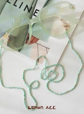 特别美,特别美。薄荷绿色系的小珠子眼镜链,口罩链子~
