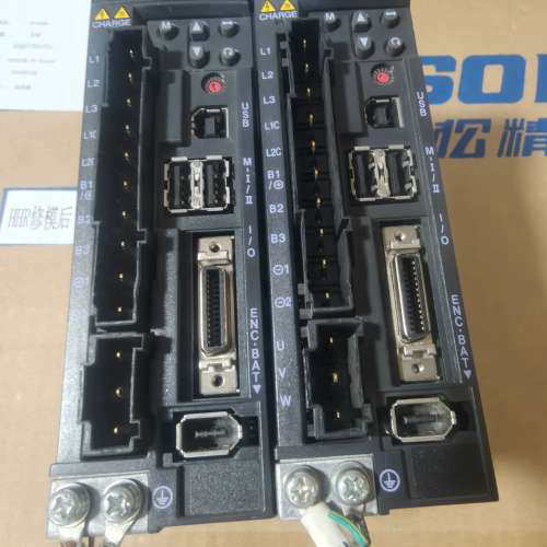 KEYENCE基恩士SV-010L2 100W伺服驱动器，包议价