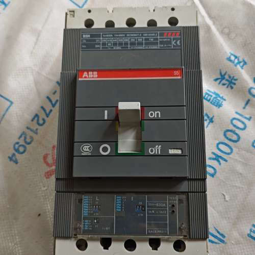 ABB断路器S5H630A，三极塑壳断路器，额定电流630A议价
