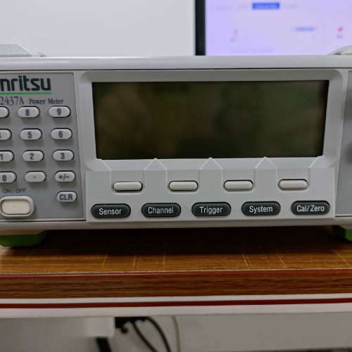 出售安立ML2437A功率计带MA2472B功率探头，实物拍议价