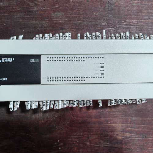 三菱PLC，FX3U-80MR/ES，二手拆机，实物拍摄，成议价
